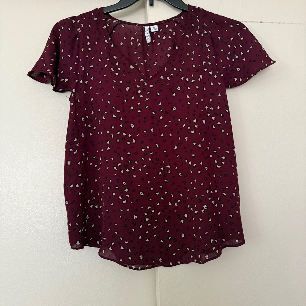 Elle Red and Black Flutter Sleeve Blouse Size XS
